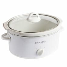 4 Qt Slow Cooker with white background